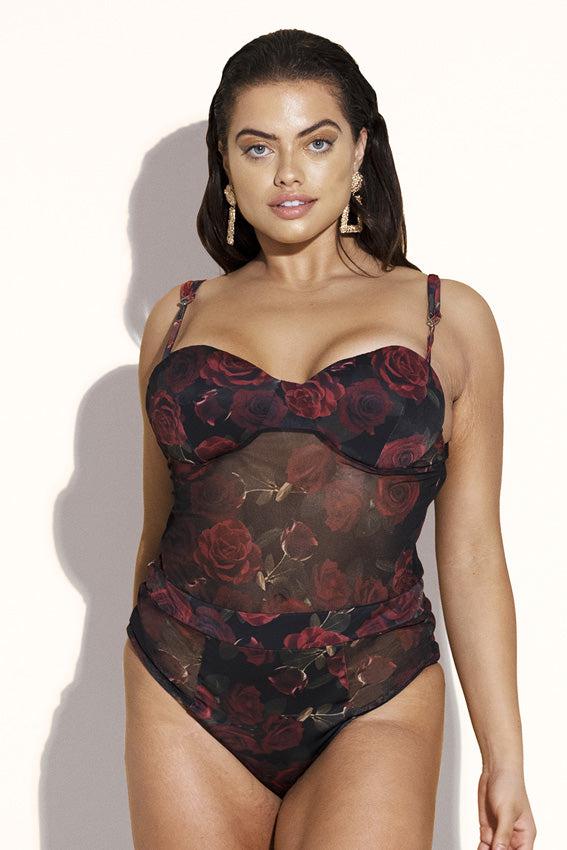 Le Rose One Piece: Red Rose